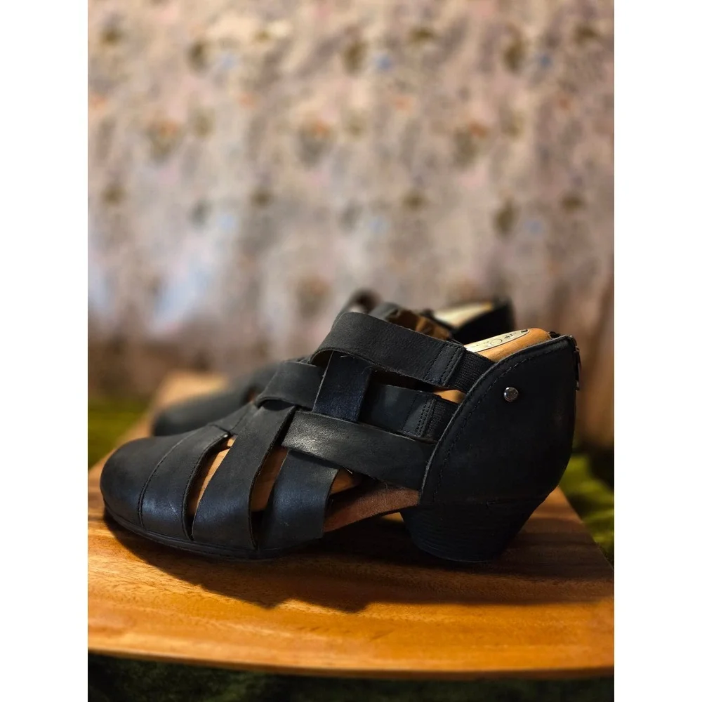 Cobb Hill Leather Strappy Block Heel Sandals Navy Blue Women's Size 8